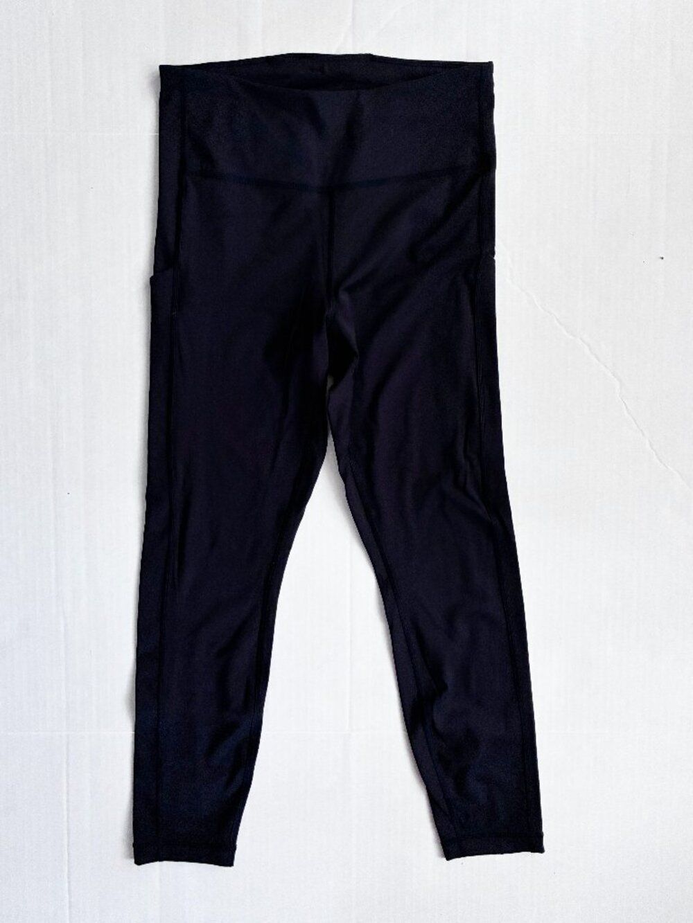 Athleta Ultimate Stash Pocket Legging 7/8 - Small - Black - Picture 2 of 10